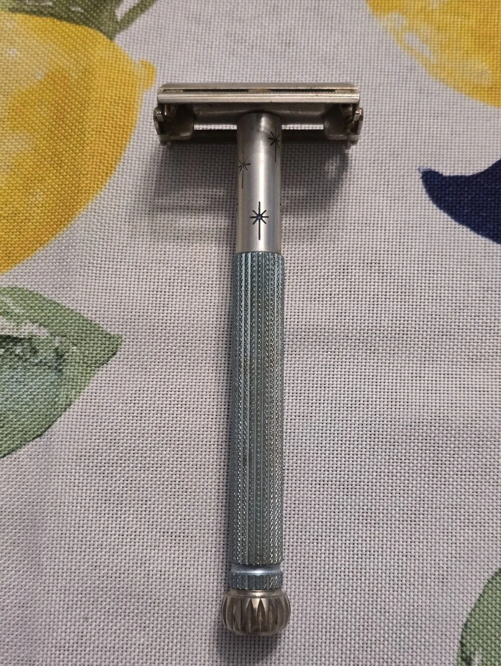 Vintage Blue Metal Double-Edge Safety Razor for Men Grooming